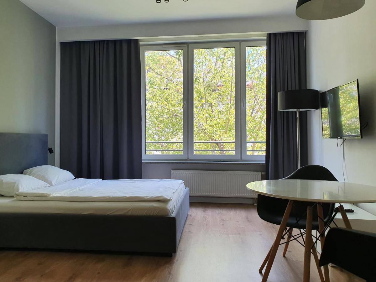 Chopin Apartments Expo ワルシャワ エクステリア 写真