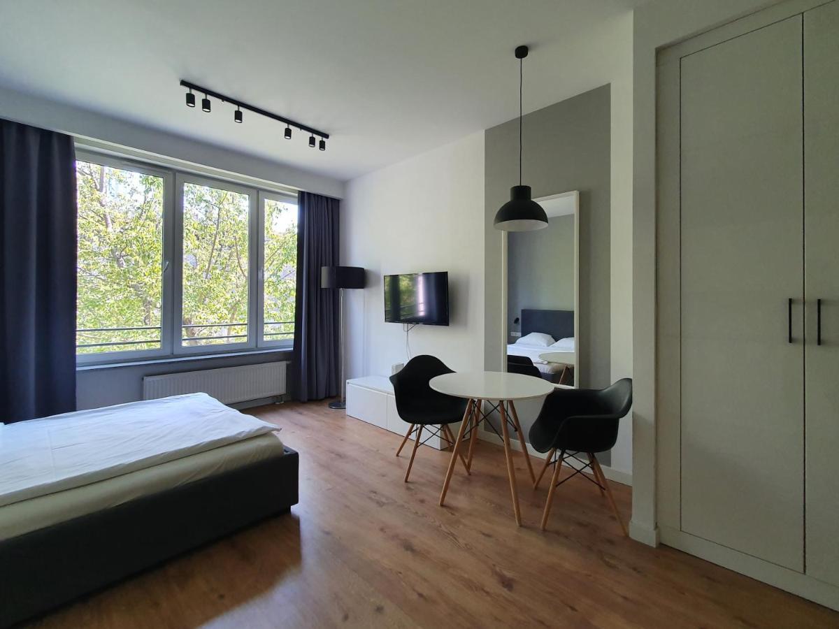 Chopin Apartments Expo ワルシャワ エクステリア 写真