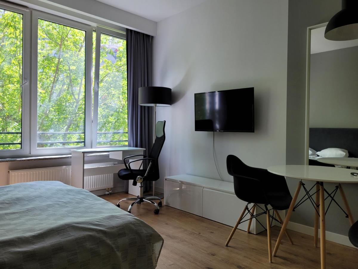 Chopin Apartments Expo ワルシャワ エクステリア 写真